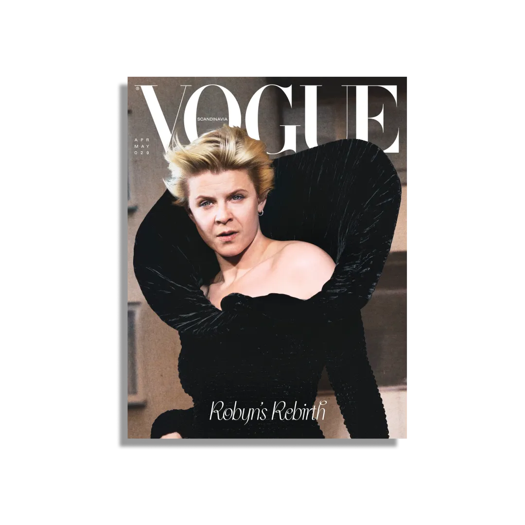 女性情報誌 Vogue Scandinavia April/May 2022 Issue 5 1x1_Cover_shadow_98f7d78ab9.webp