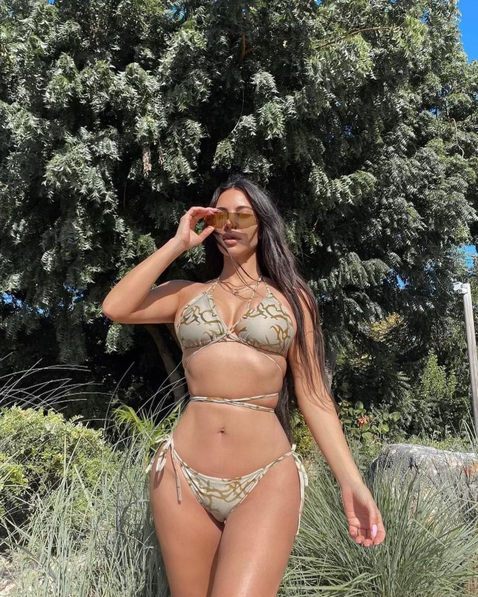 Bikini Kim Kardashian